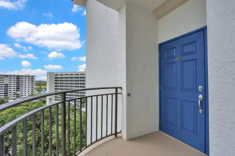 370 Golfview Rd #901, North Palm Beach, FL 33408