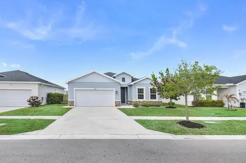 10663 SW Vasari Way, Port Saint Lucie, FL 34987