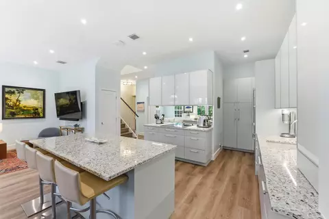 2628 NE 9th Ave #2, Wilton Manors, FL 33334