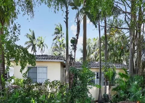 1131 Adams St, Hollywood, FL 33019