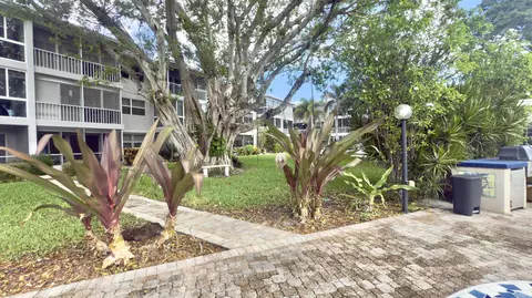 1200 SW 12th St SW #305, Fort Lauderdale, FL 33315