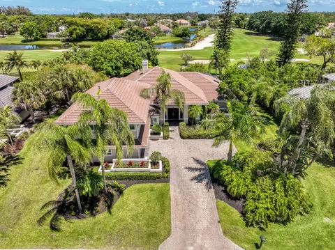 185 Thornton Dr, Palm Beach Gardens, FL 33418