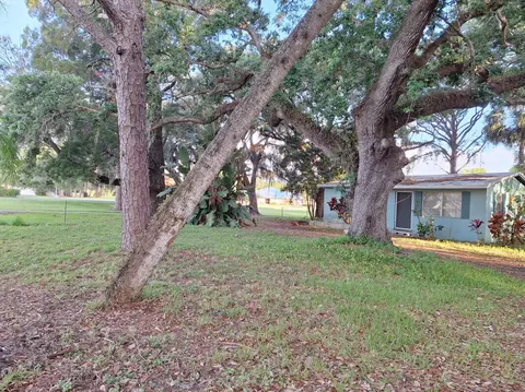 3720 Edwards Rd, Fort Pierce, FL 34981