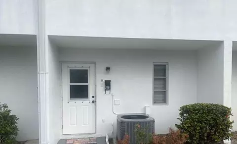 61 East Ct, Royal Palm Beach, FL 33411