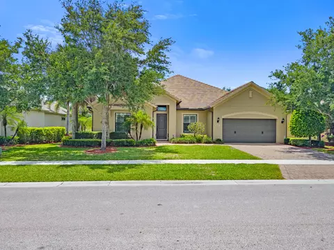 4591 Siena Cir, Wellington, FL 33414
