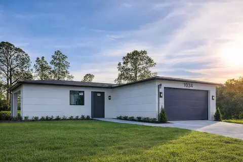 1034 E Alcalde St E, Lehigh Acres, FL 33974