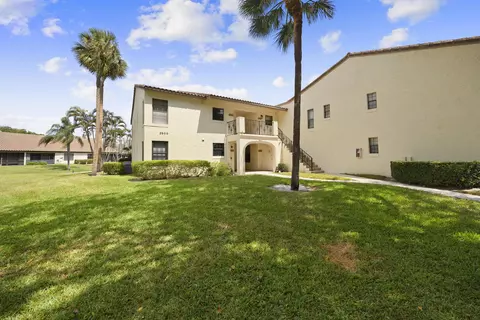 2600 Greenwood Ter #G201, Boca Raton, FL 33431