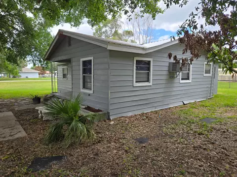 Exterior - 408 NW 10th Ave, Okeechobee, FL 34974 photo 5 of 14