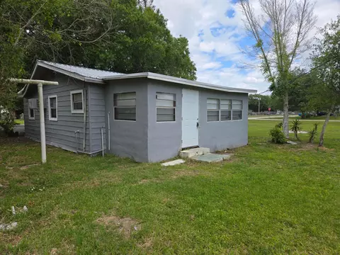 Exterior - 408 NW 10th Ave, Okeechobee, FL 34974 photo 8 of 14