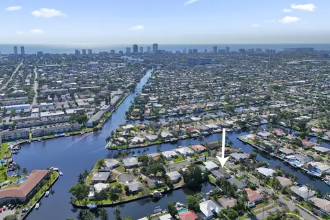 View/Area - 381 SE 3rd St, Pompano Beach, FL 33060 photo 5 of 5