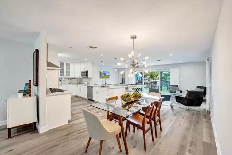 Dining - 381 SE 3rd St, Pompano Beach, FL 33060 photo 1 of 2