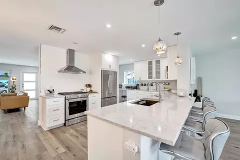 Kitchen - 381 SE 3rd St, Pompano Beach, FL 33060 photo 1 of 6
