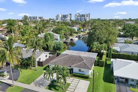 View/Area - 381 SE 3rd St, Pompano Beach, FL 33060 photo 1 of 5