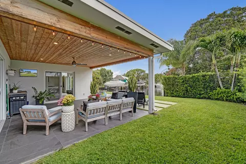 Other - 381 SE 3rd St, Pompano Beach, FL 33060 photo 3 of 6