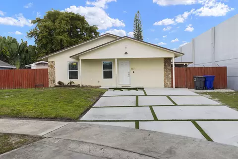 6271 Hope St, Hollywood, FL 33024