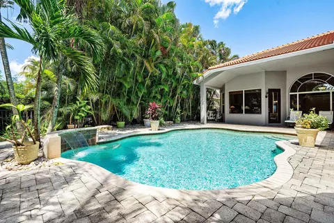 4972 Forest Dale Dr, Wellington, FL 33449