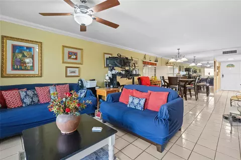 6201 N Falls Cir Dr #403, Lauderhill, FL 33319