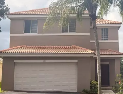 4361 Dogwood Cir, Weston, FL 33331