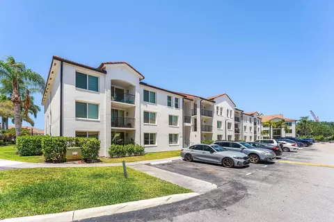 118 Villa Cir #118, Boynton Beach, FL 33435