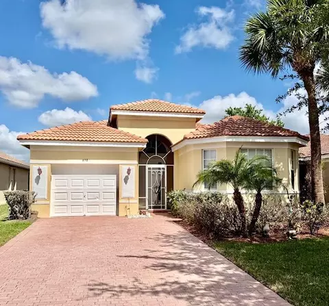 658 NW Stanford Ln, Port Saint Lucie, FL 34983