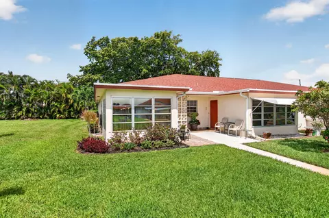 5250 NW 3rd Ct #A, Delray Beach, FL 33445