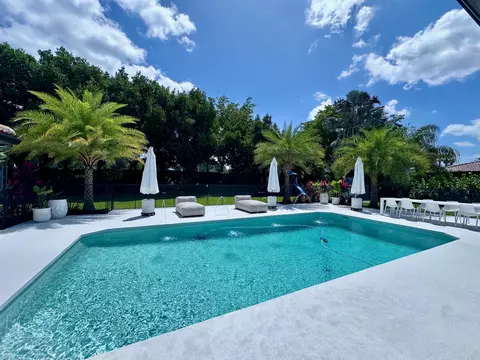 2804 Banyan Boulevard Cir NW, Boca Raton, FL 33431