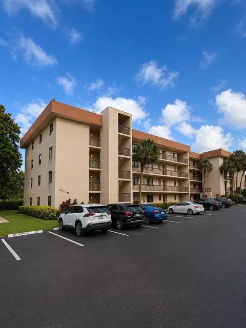 5917 Va Vermilya #406, Atlantis, FL 33462