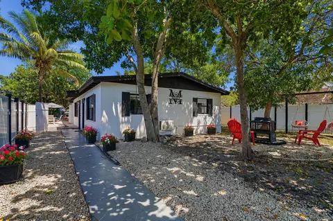 1100 NW 3rd Ave #1-2, Fort Lauderdale, FL 33311