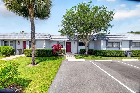 2886 E Fernley Dr E #9, West Palm Beach, FL 33415