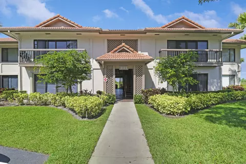 1111 Duncan Cir #104, Palm Beach Gardens, FL 33418