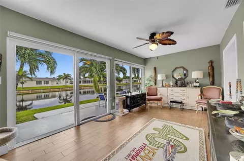 4600 NW 45th St, Tamarac, FL 33319