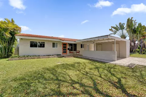309 N 31st Ct, Hollywood, FL 33021