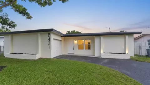 8431 NW 27th Pl, Sunrise, FL 33322
