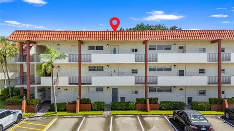 8990 S Hollybrook Blvd UNIT 305, Pembroke Pines, FL 33025