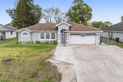 1717 SW Burlington St, Port Saint Lucie, FL 34984