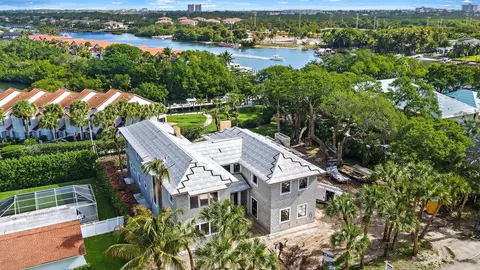2267 Windsor Rd, Palm Beach Gardens, FL 33410