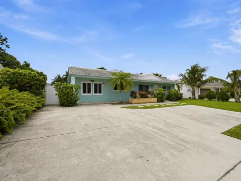 2788 Lake Ida Rd, Delray Beach, FL 33445