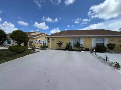 1570 Royal Forest Ct, West Palm Beach, FL 33406