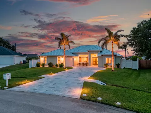 1138 SW Kalevala Dr, Port Saint Lucie, FL 34953