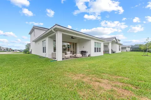 Exterior - 121 SE Rocky Ter, Stuart, FL 34997 photo 4 of 8