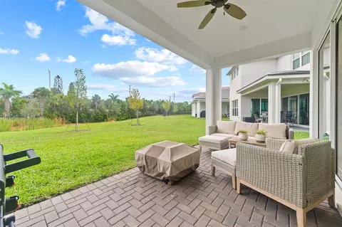 Exterior - 121 SE Rocky Ter, Stuart, FL 34997 photo 6 of 8