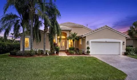 376 NW Shoreview Dr, Port Saint Lucie, FL 34986