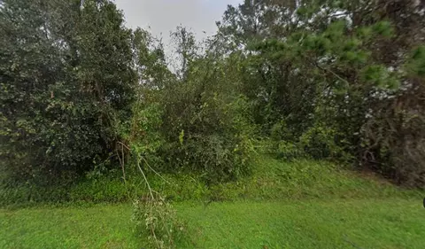 7204 Pensacola Rd, Fort Pierce, FL 34951