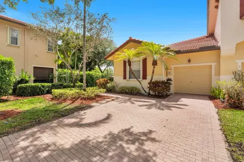 5812 NW 119th Ter, Coral Springs, FL 33076
