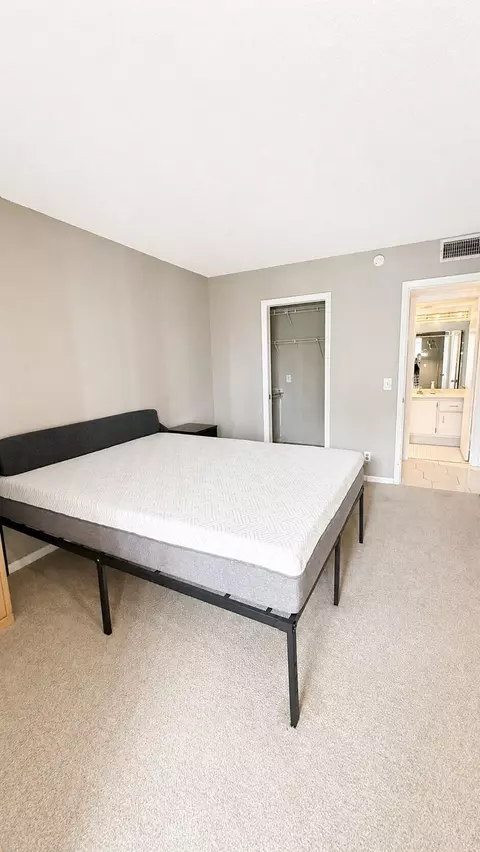 Bedroom - 4024 Wolverton E, Boca Raton, FL 33434 photo 2 of 4