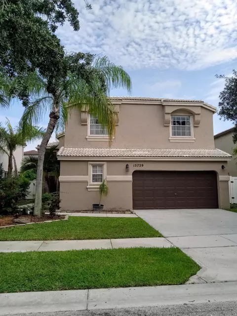 15729 NW Tenth St NW, Pembroke Pines, FL 33028