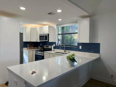 5650 Fox Hollow Dr #A, Boca Raton, FL 33486