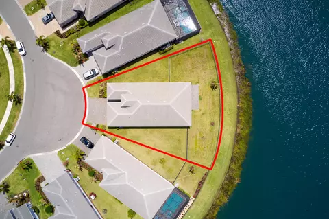 10946 SW Meandering Mile Rd, Port Saint Lucie, FL 34987