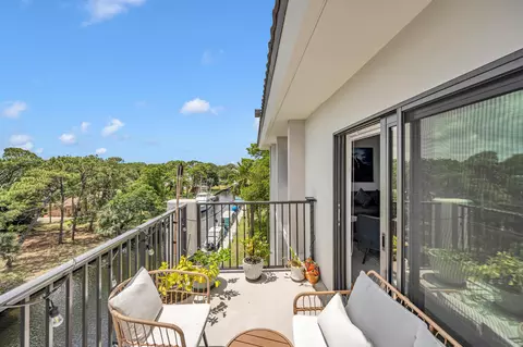 1000 River Reach Dr #505, Fort Lauderdale, FL 33315