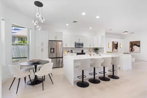 7102 Prado Lake Dr, Delray Beach, FL 33446